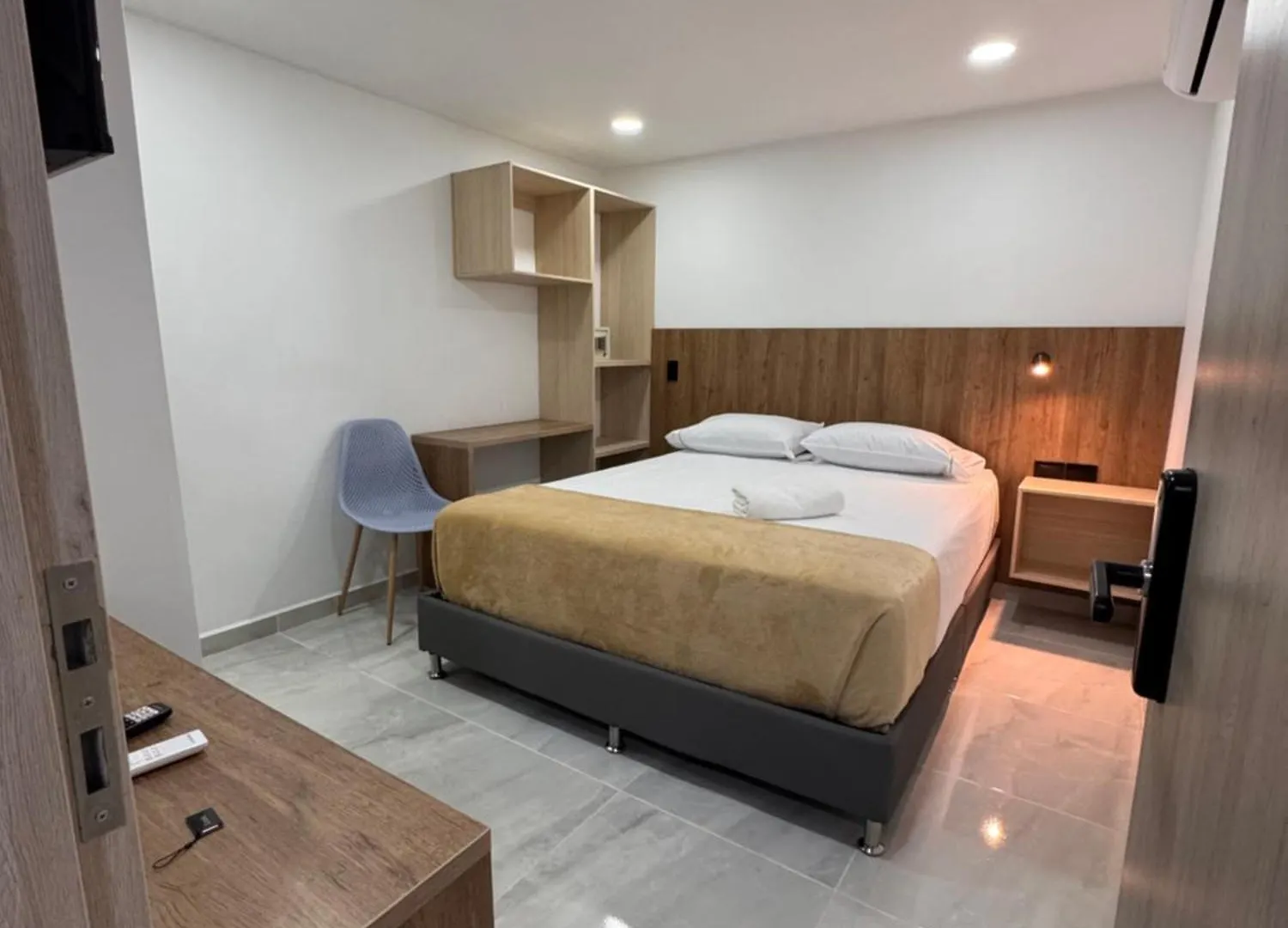 מלון מדיין Vida Hostel
