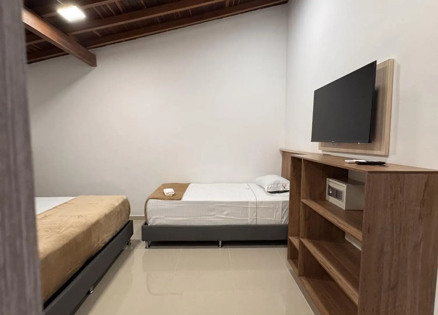 מדיין Vida Hostel 0*,  קולומביה