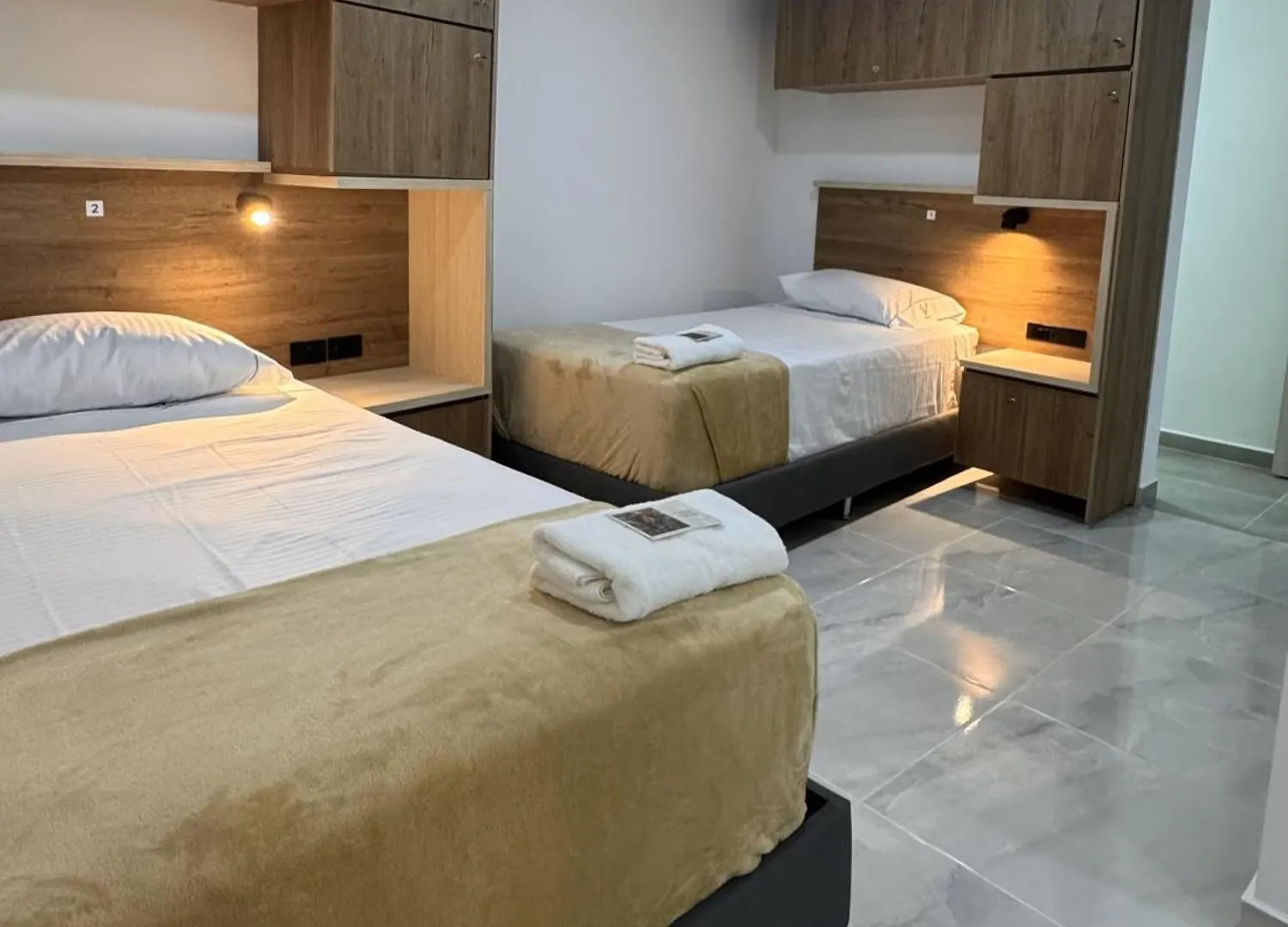 מדיין Vida Hostel